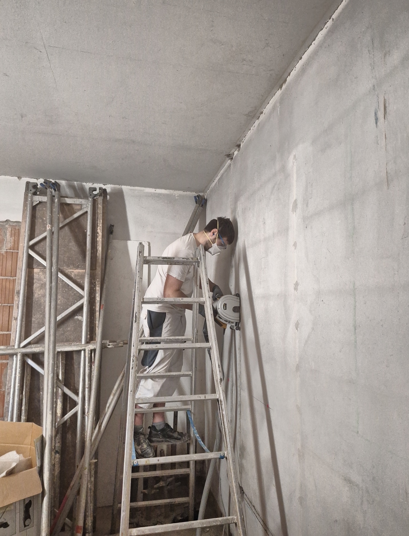 01 IMG 20250920 095308